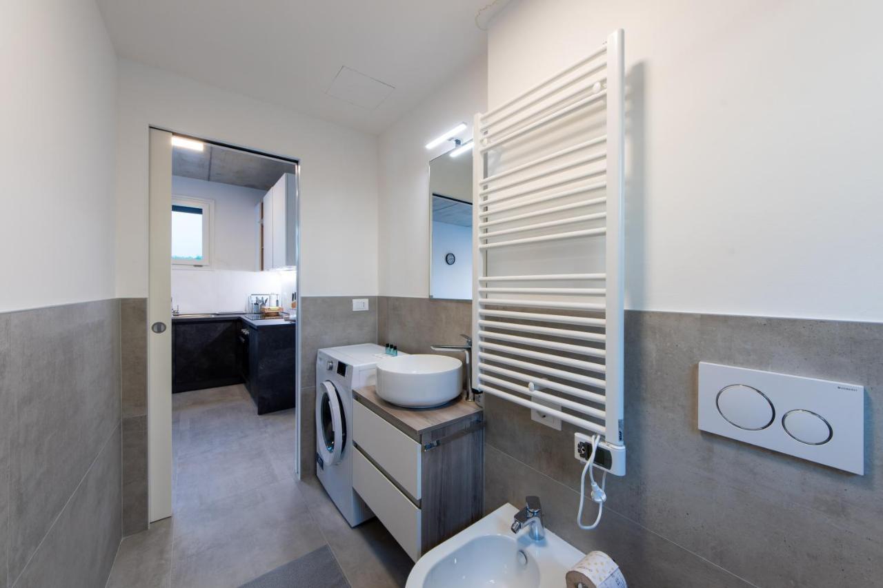 Housmart Toscana 53 Black Bologna Buitenkant foto