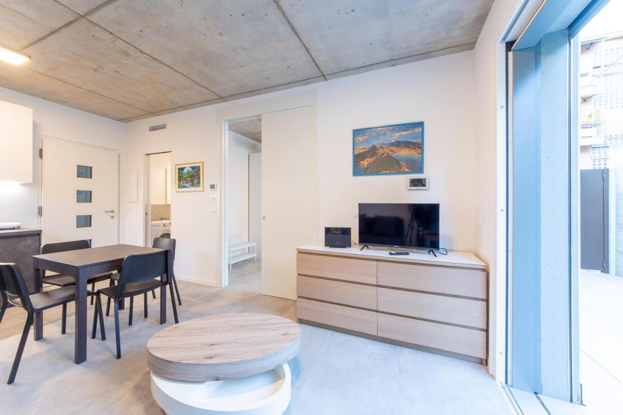 Housmart Toscana 53 Black Bologna Buitenkant foto