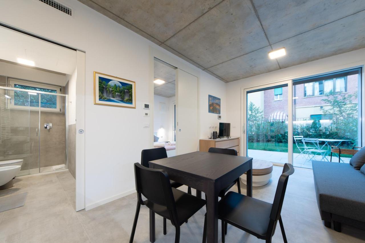 Housmart Toscana 53 Black Bologna Buitenkant foto